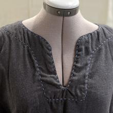 Tunic collar from the front